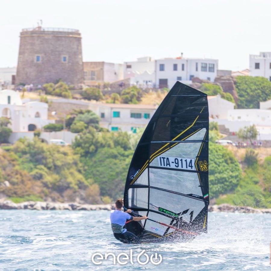 Carbon windsurf masts Reptile, wave, foil, freestyle, slalom.